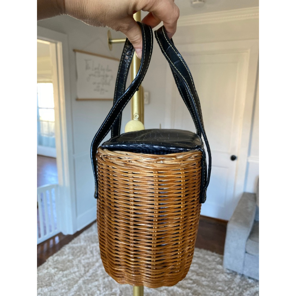Vintage Wicker Basket Purse with Black Faux Croc Leather Trim & Gingham Lining - Picture 2 of 10